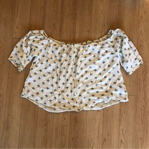 Charlotte Russe white and black patterned button up blouse